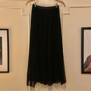Deadstock vintage black pleated tulle midi skirt